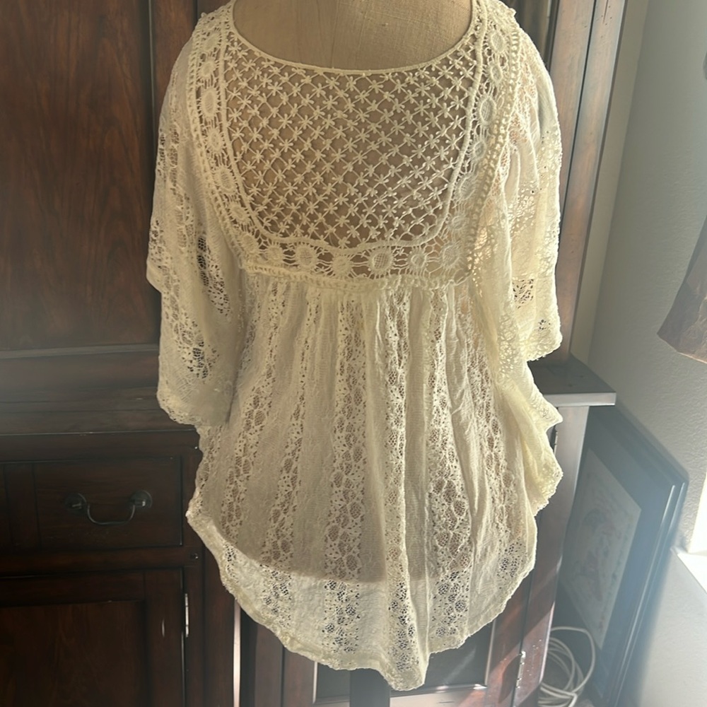 DV DN blouse size medium